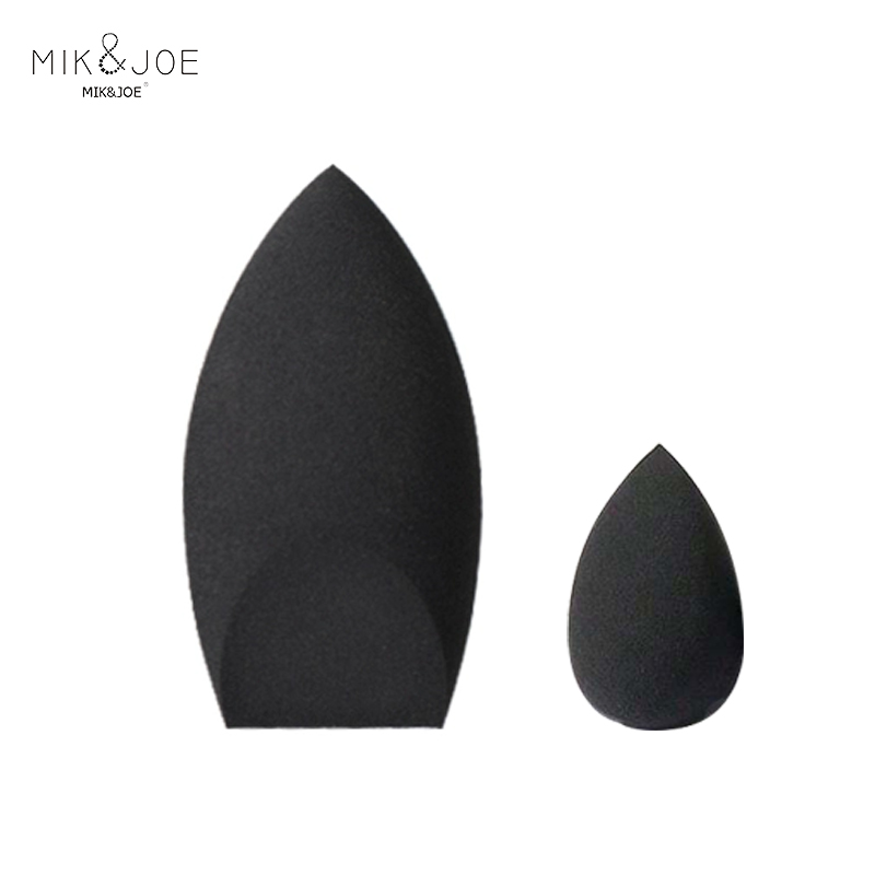 Beauty Blender In Makeup - 2 Buah Spons Telur Kecantikan Hitam