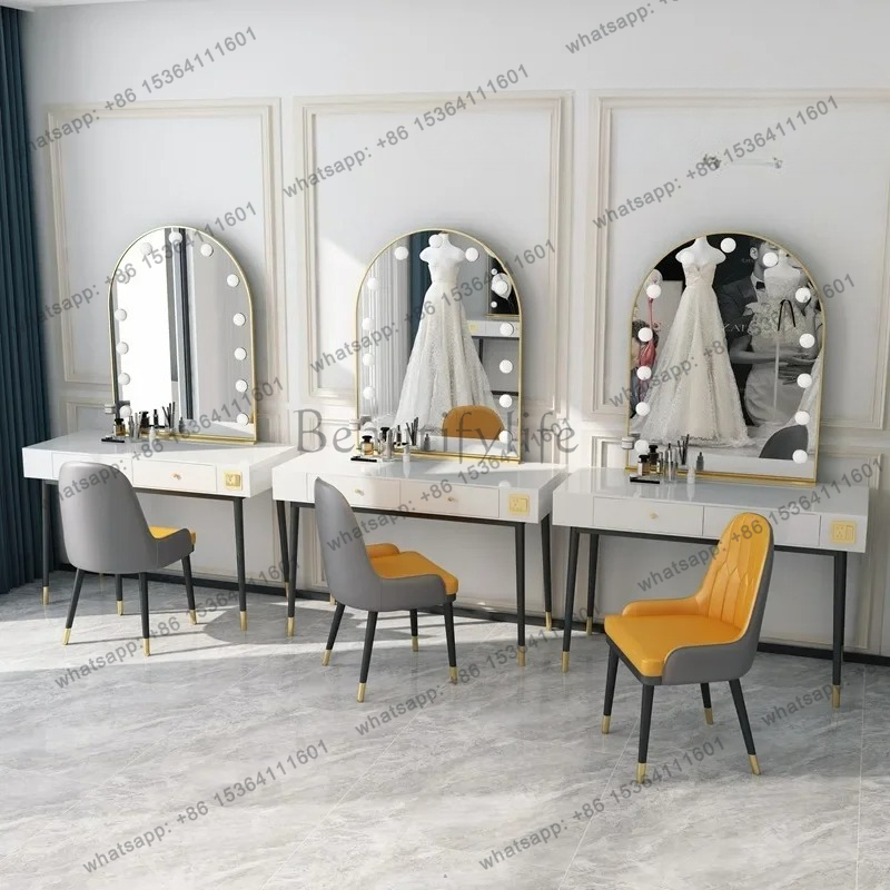 Meja rias cermin lampu sederha - Beauty Makeup Studio ulasan dan harga