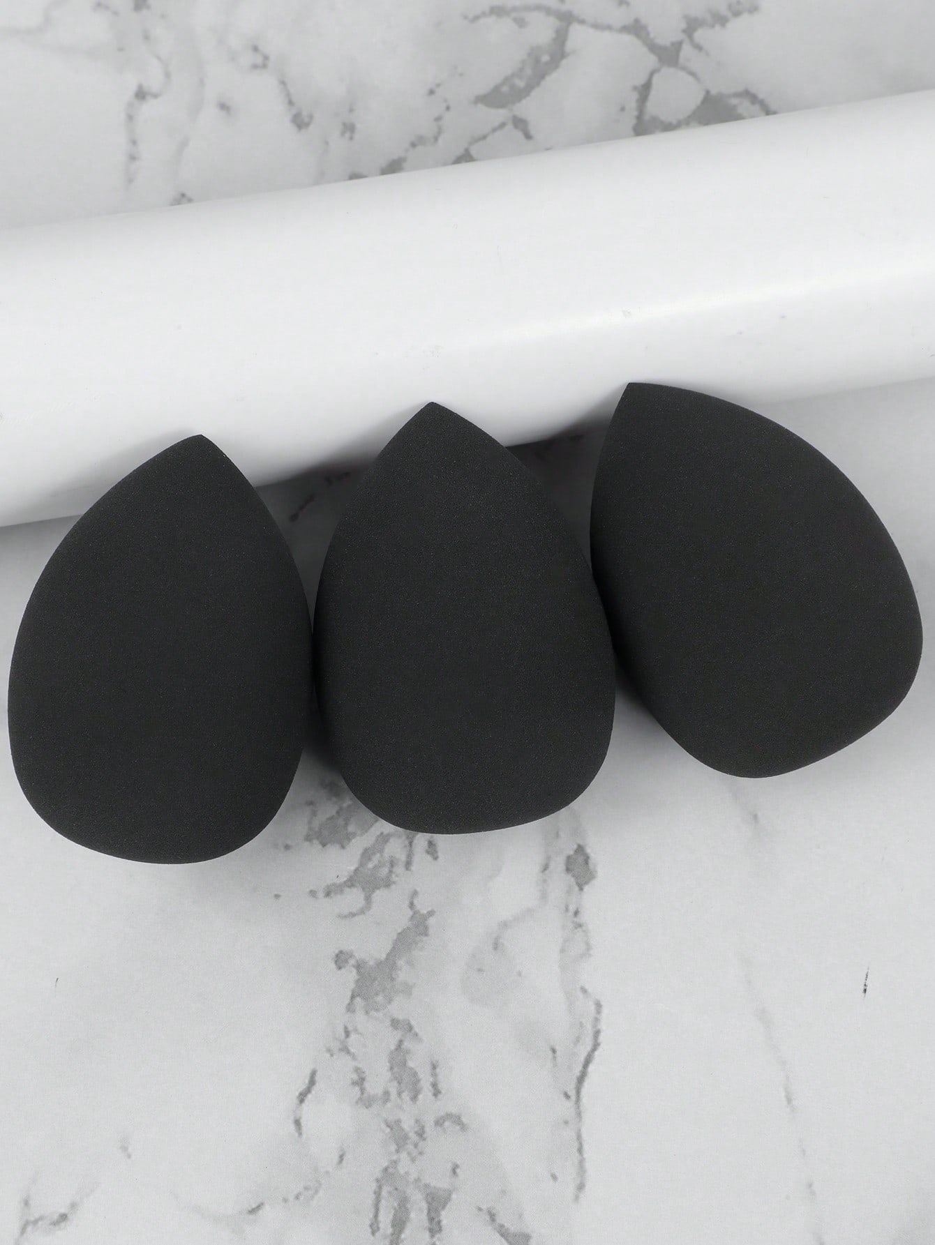 Spons Makeup Bentuk Tetesan Ai - Beauty Blender In Makeup ulasan dan harga