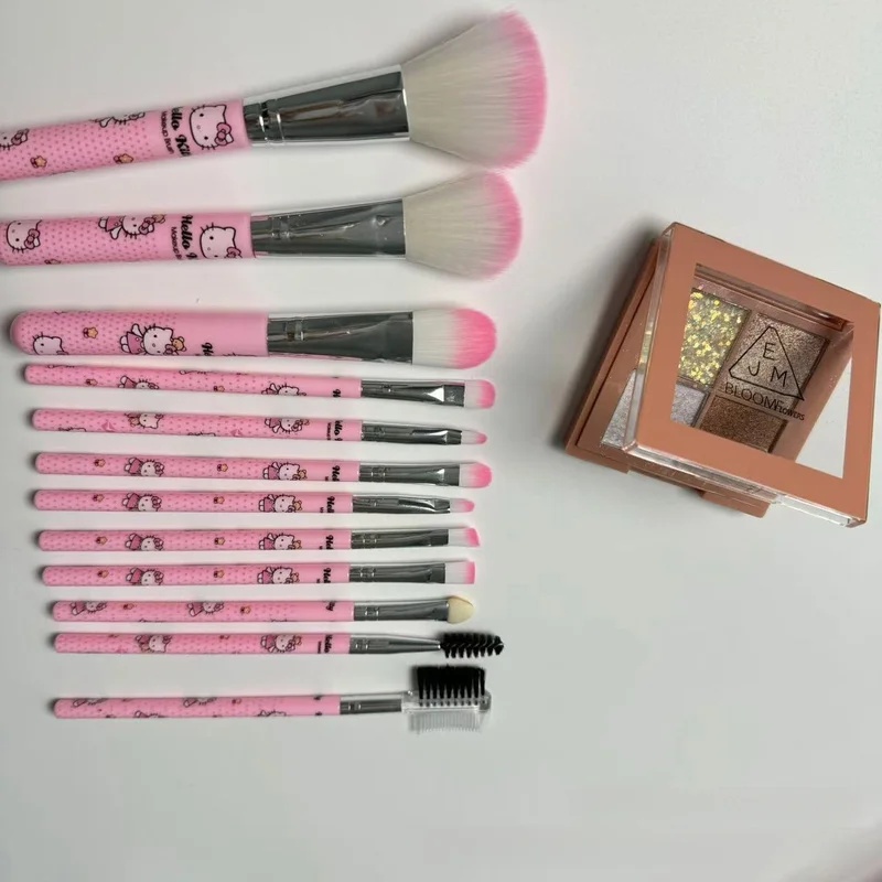 Set Kuas Makeup Hello Kitty 12 - Beauty Makeup Tools Set ulasan dan harga