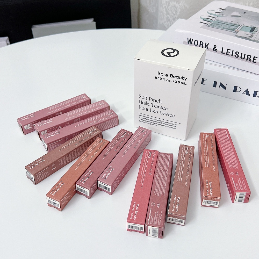 Rare Beauty New Smooth Liquid  - Rare Beauty Makeup Kit ulasan dan harga